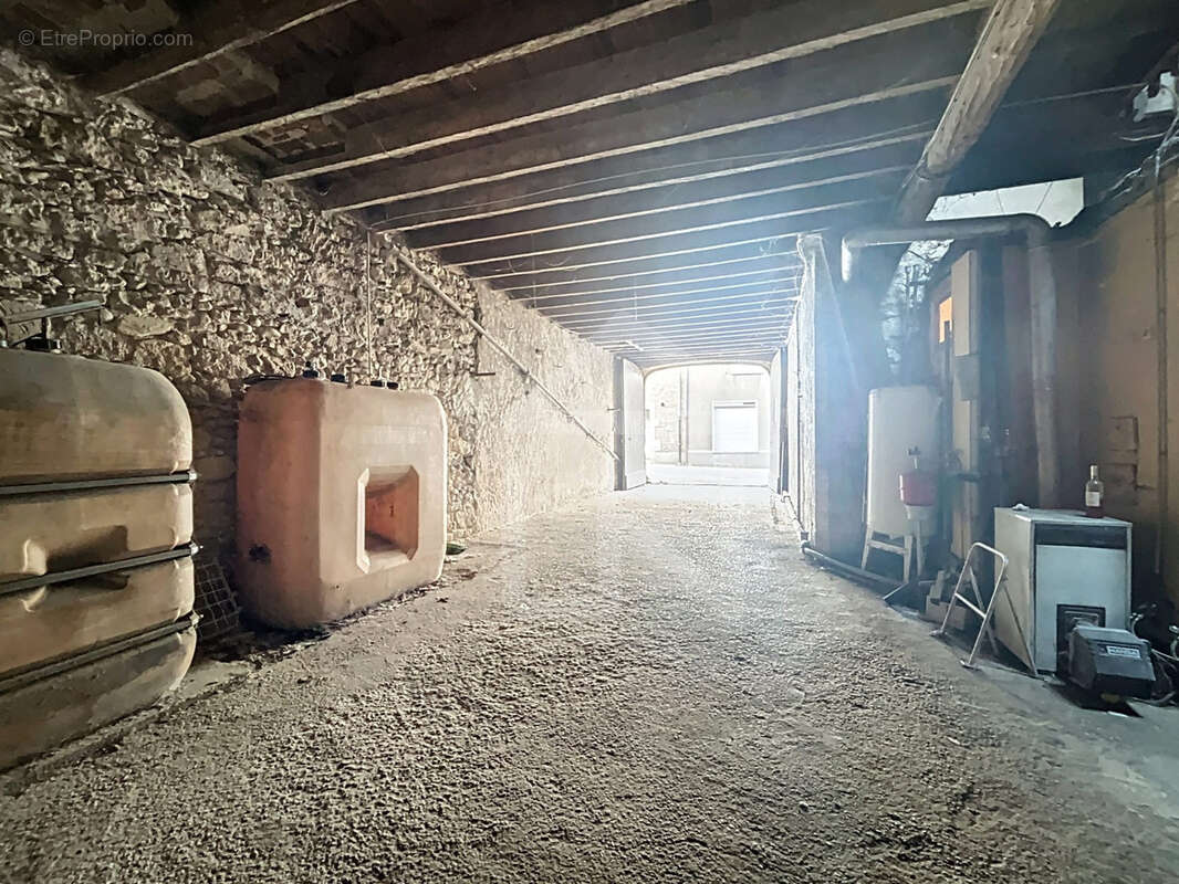 Maison à MONTOISON