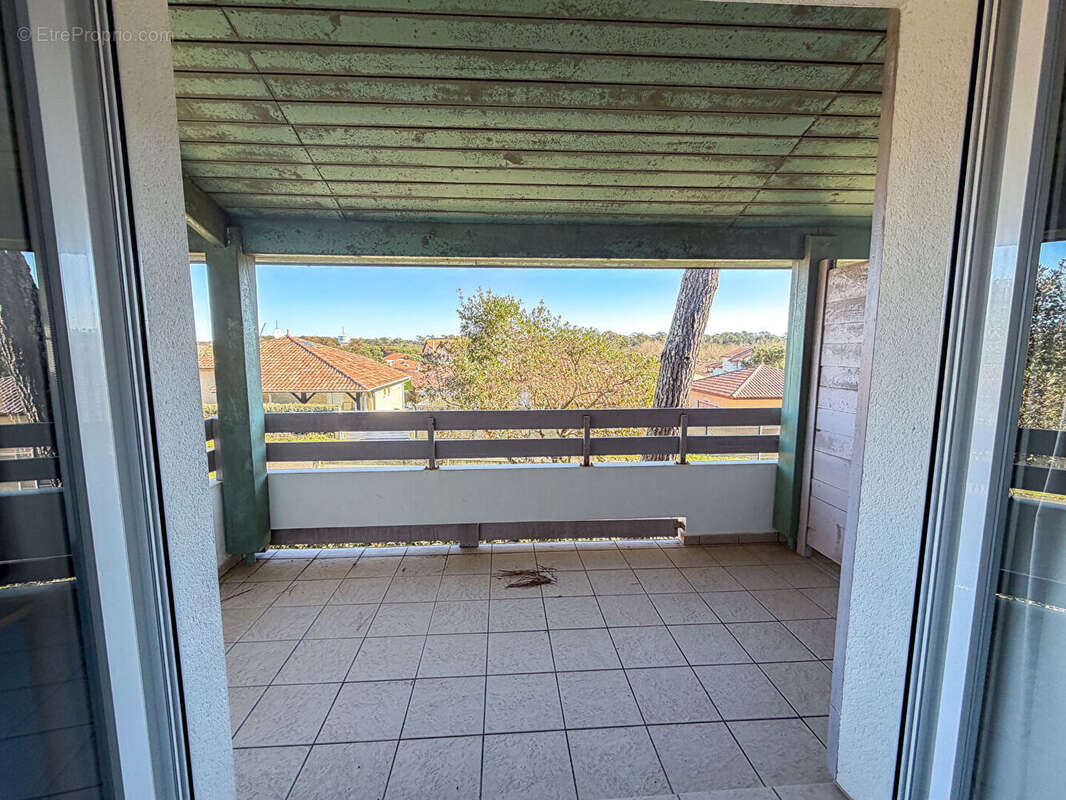 Appartement à MOLIETS-ET-MAA