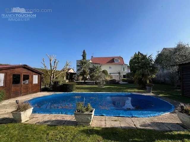 Maison à CHALETTE-SUR-LOING