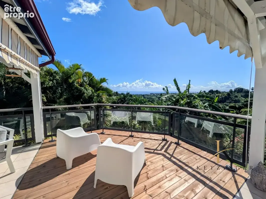 Maison 10 pièces 168 m² à vendre à Goyave (97128) - photo 2