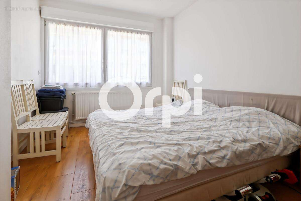 Appartement 4 chambres/ bureaux et cave à DUNKERQUE, (59140) - photo 6