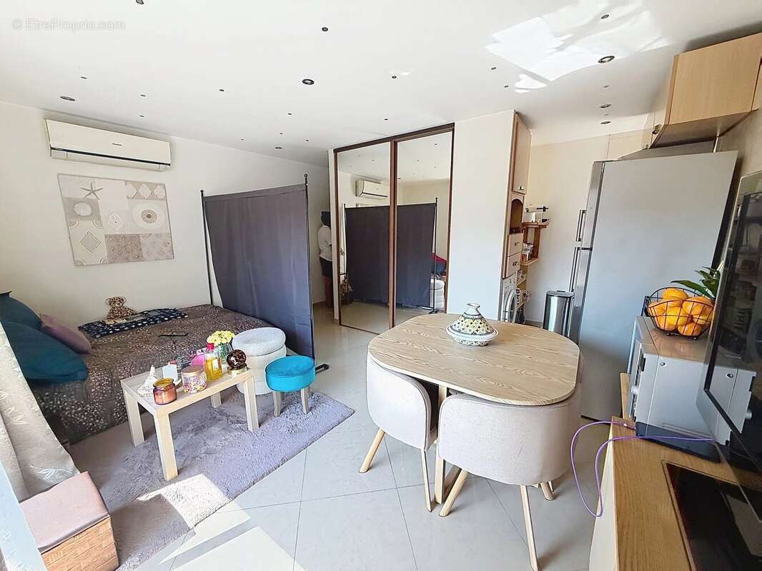 Appartement à LE CANNET