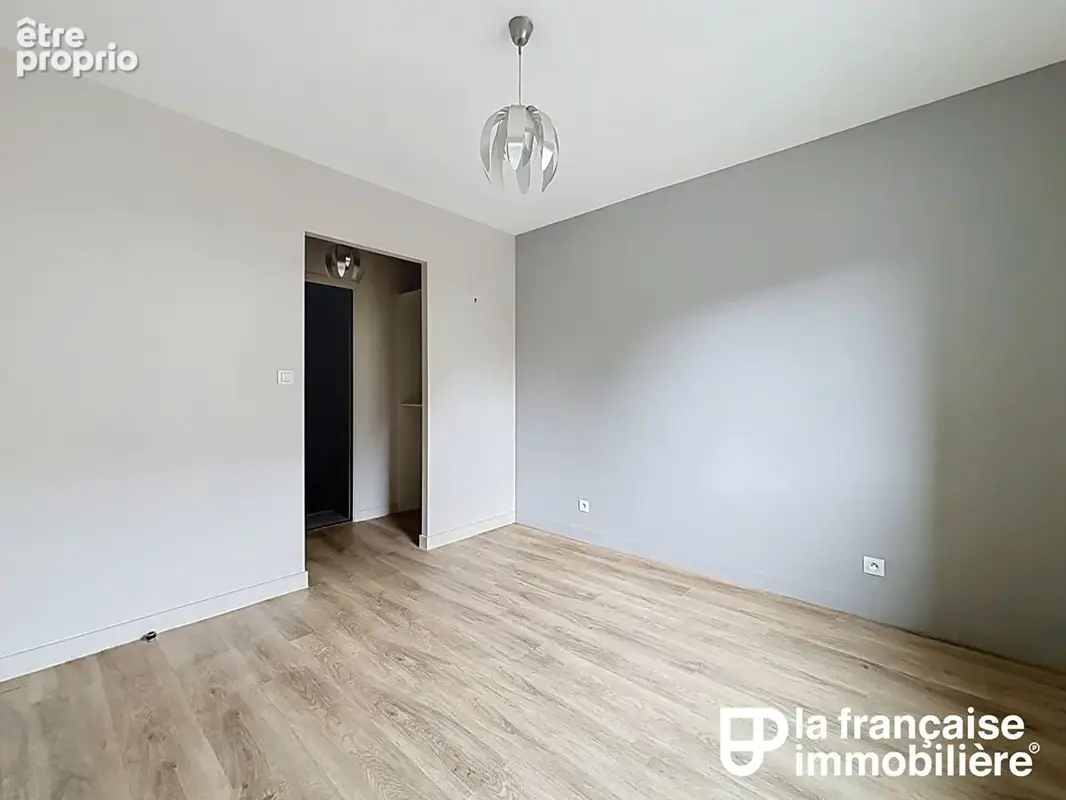 Maison type 10 - emplacement de choix - récente - 6/7 chambres -  jardin ouest - saint-grégoire - photo 4