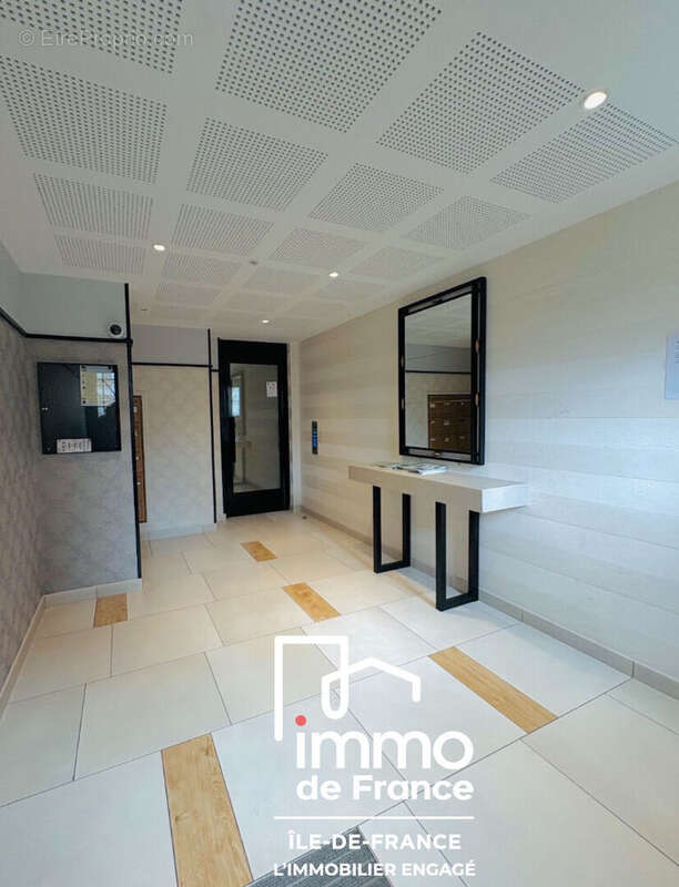 Appartement à LE BLANC-MESNIL