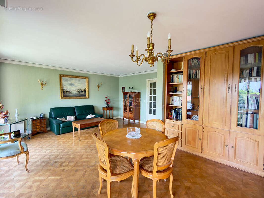 Appartement à ERMONT