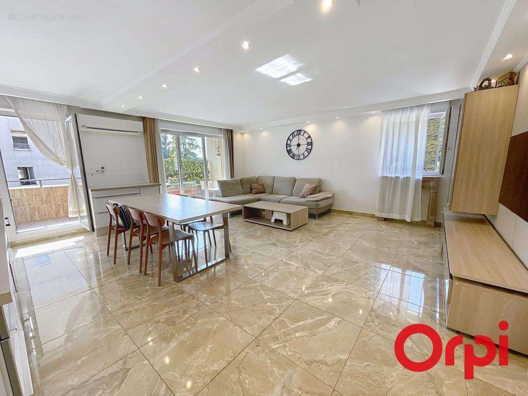 Appartement à MARSEILLE-11E