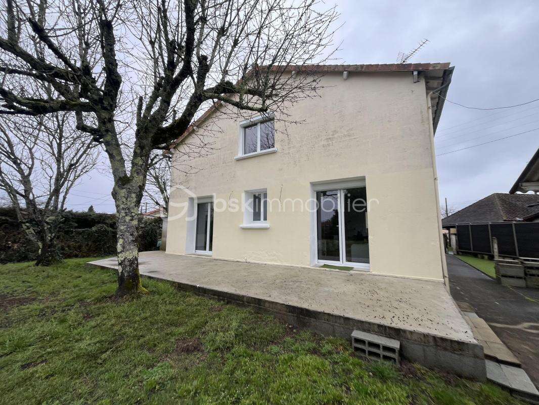 Maison à COULOUNIEIX-CHAMIERS