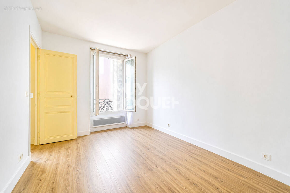 Appartement à PARIS-12E
