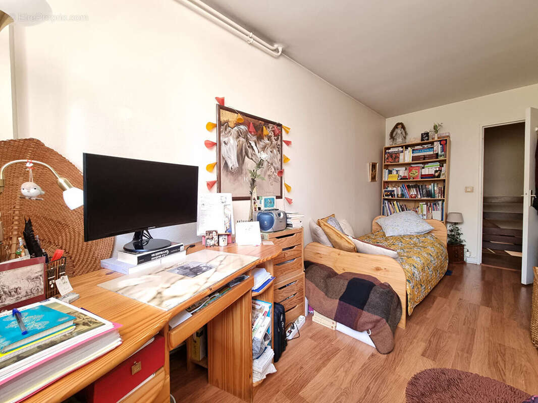 Appartement à FONTENAY-SOUS-BOIS