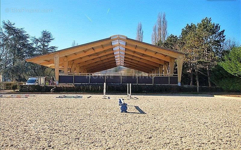 Maison à MONTFORT-L'AMAURY