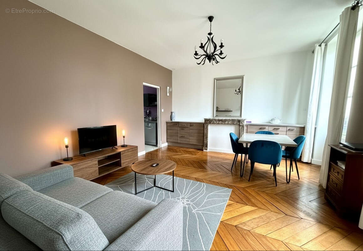 Appartement à CHOISY-LE-ROI