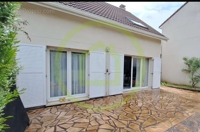 Maison à MITRY-MORY