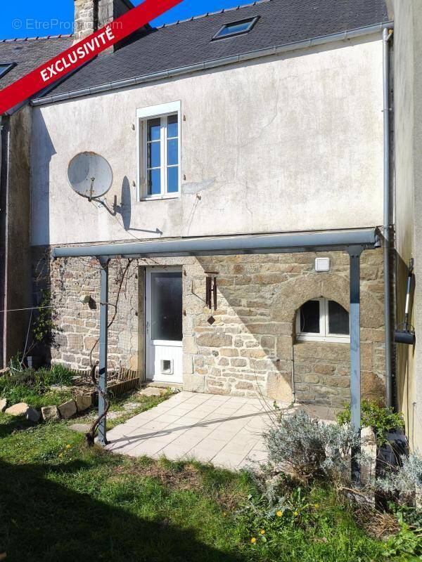 Maison à GUERLESQUIN