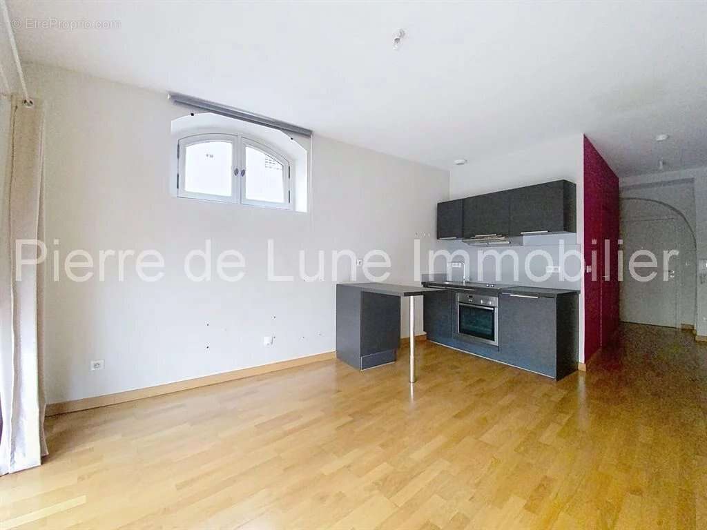 Appartement à LYON-5E