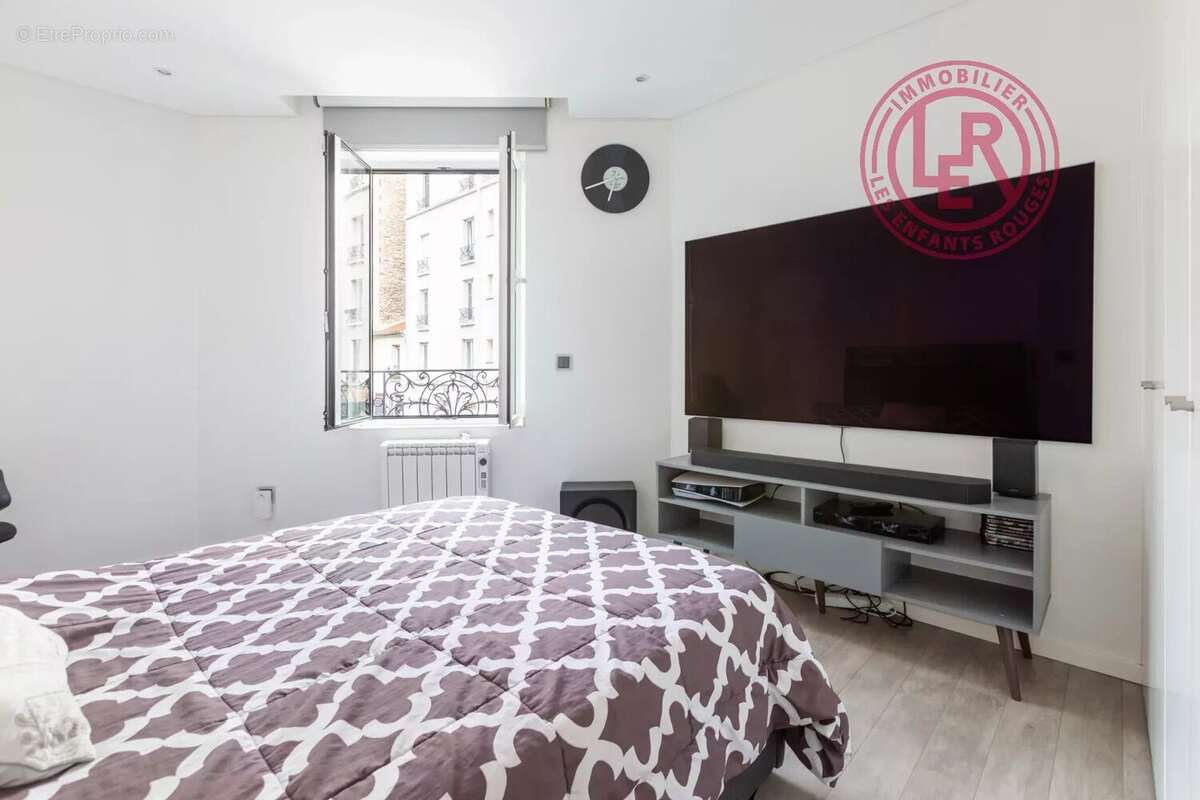 Appartement à PARIS-15E