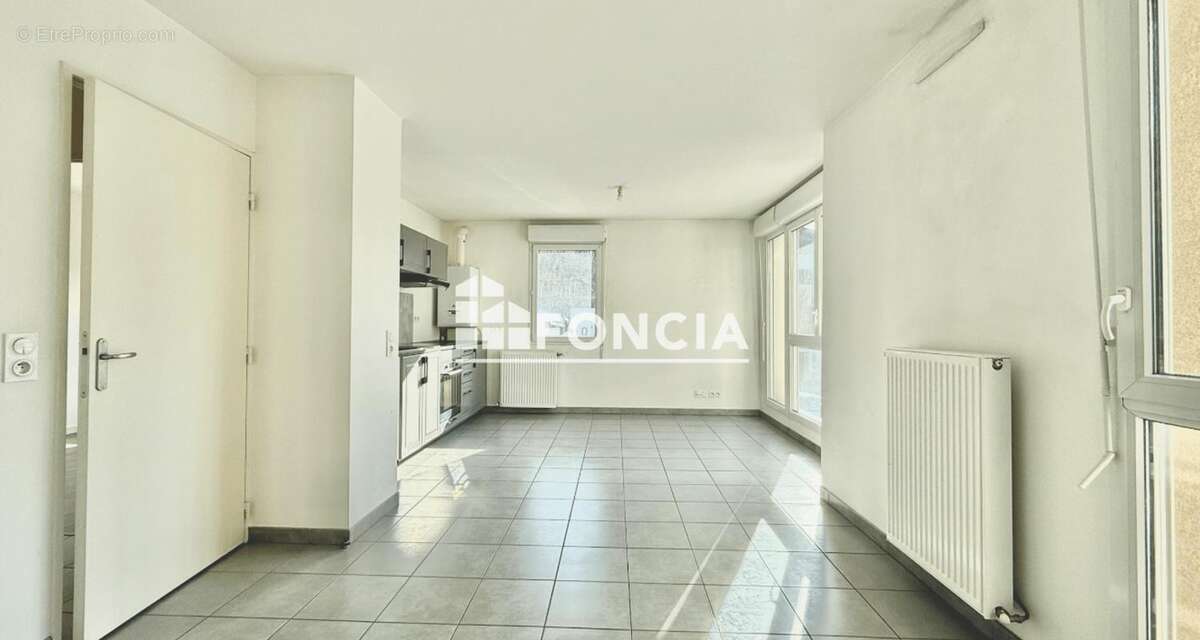 Appartement à BOURGOIN-JALLIEU