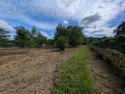 Terrain à NANTEUIL-LES-MEAUX