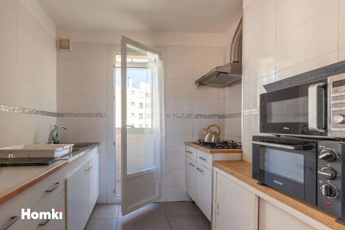 Appartement à MARSEILLE-8E