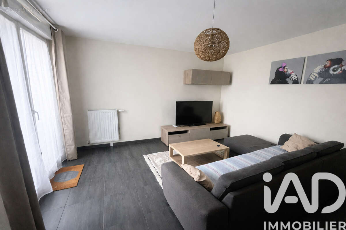 Photo 4 - Appartement à LE PLESSIS-BOUCHARD