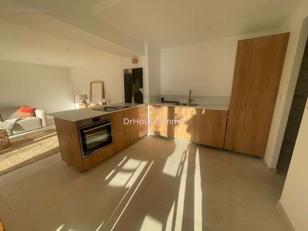 Maison à MARSEILLE-8E