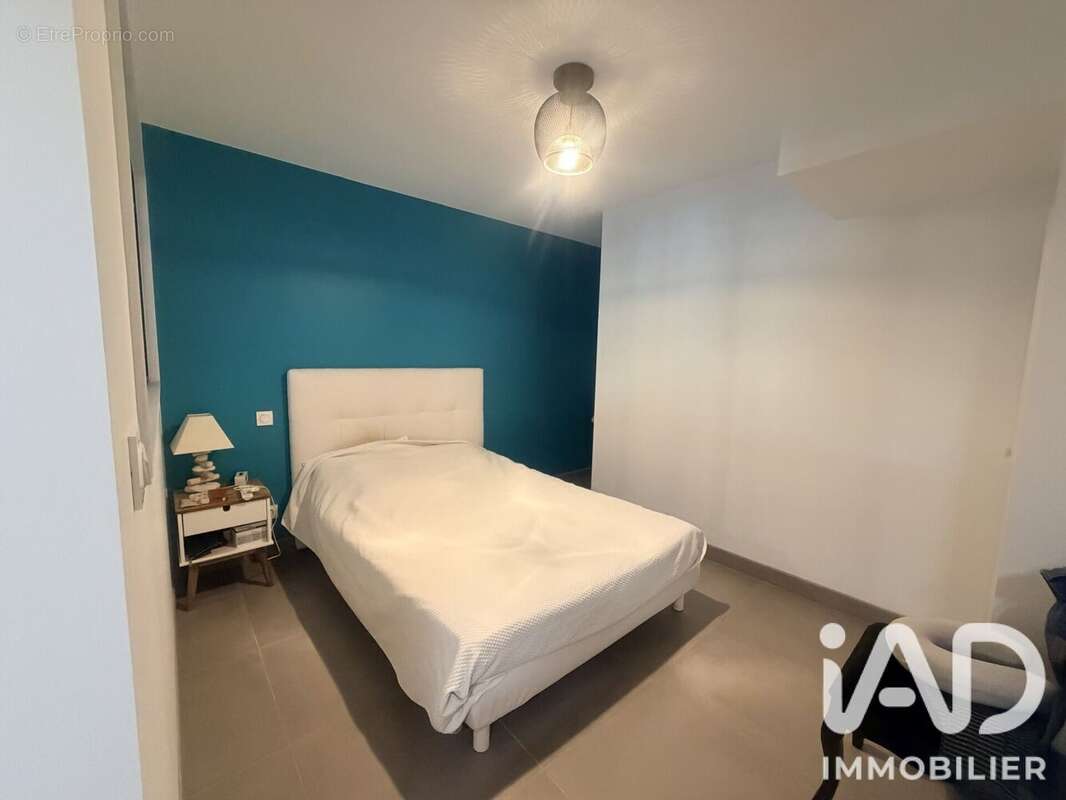 Maison 130 m² à Merignac  - photo 8