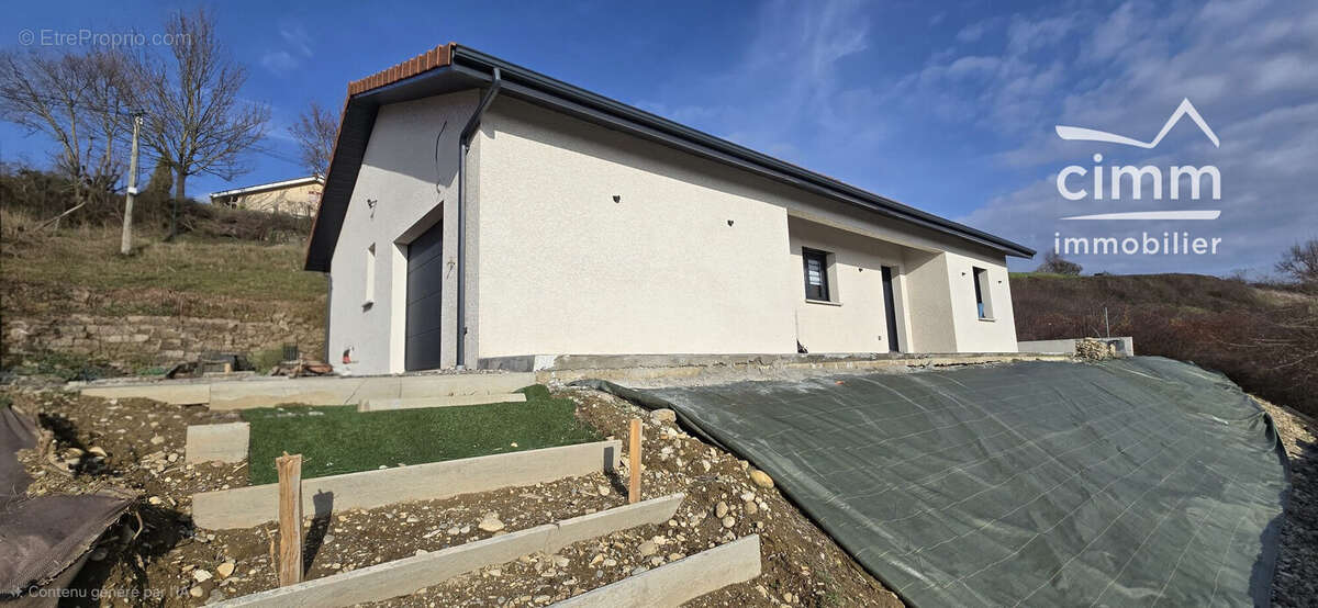 Maison à PAJAY