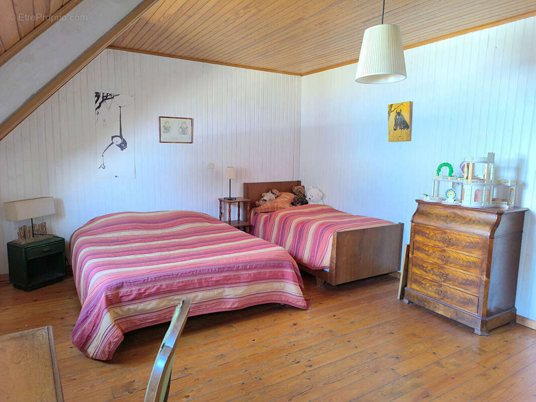 Maison à LOCQUIREC
