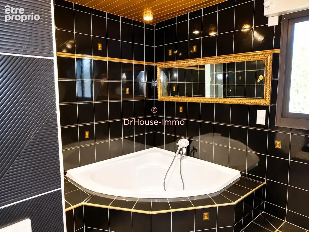 Maison 4 pièces 150 m² à vendre à Roques (31120) - photo 5