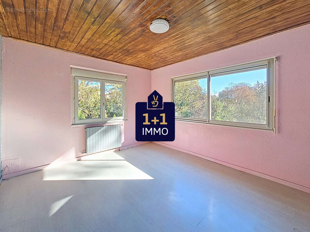 Maison 55 m² à Saint-Raphael  - photo 4