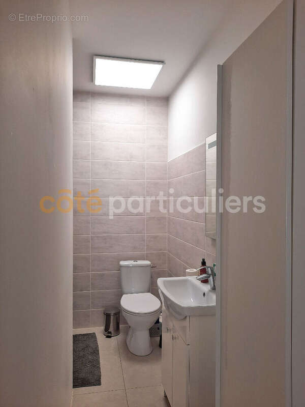Maison de plain-pied de147 m² - 6 pièces - Crissey - photo 11