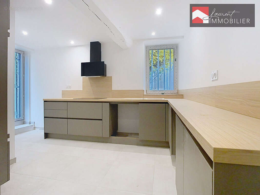 Maison à PONT-DE-VAUX