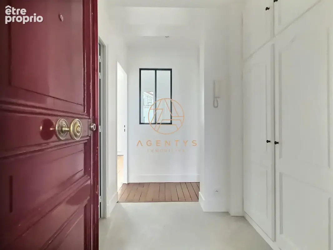Appartement à SAINT-MAUR-DES-FOSSES