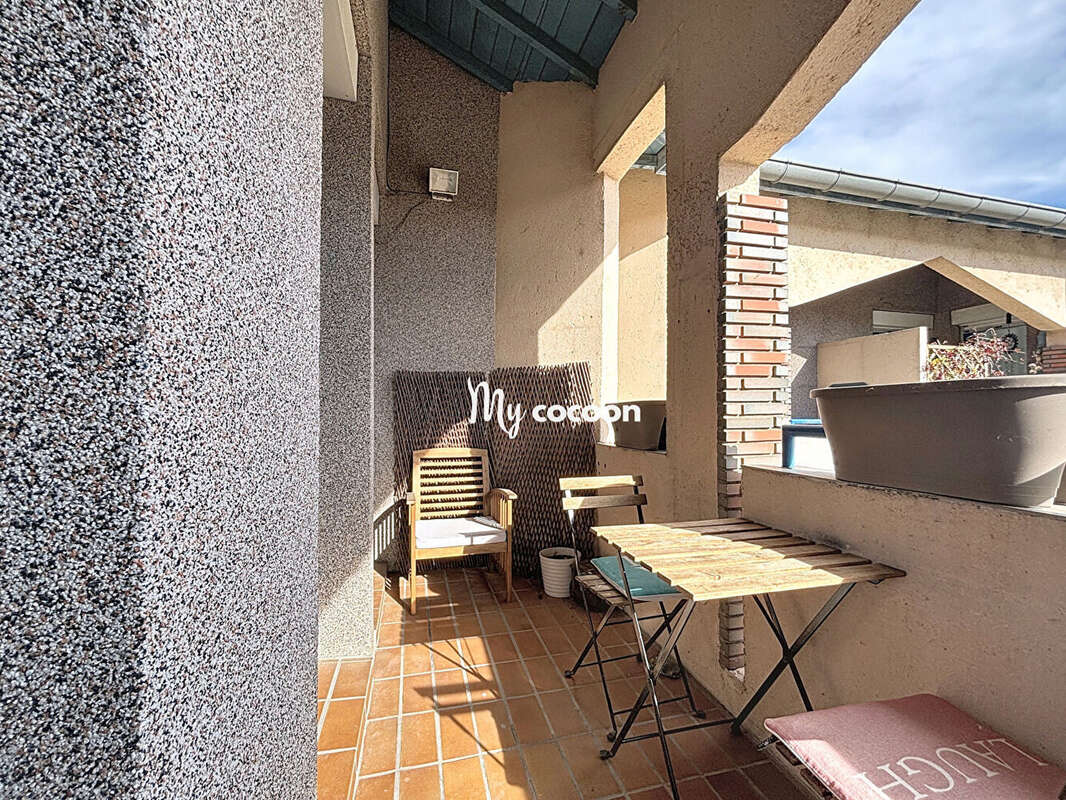 Appartement à SAINT-GENIS-LES-OLLIERES