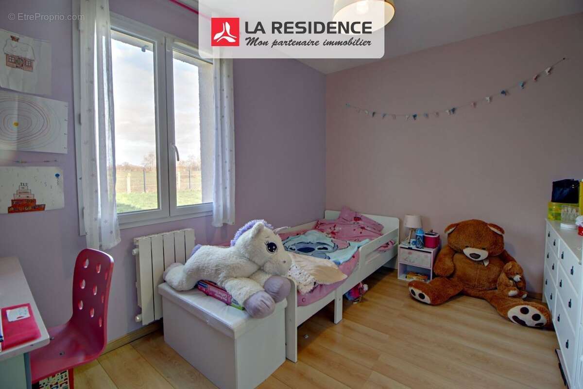Maison 125 m² à Venables  - photo 6