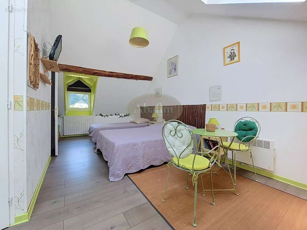 Maison à CAMPAN