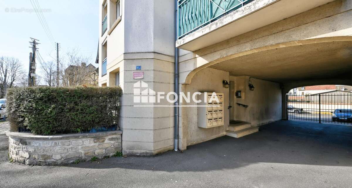 A ACHETER : un appartement T2 de 30 m2 avec son rez-de-jardin privatif de 24 m2 + place de parking à Meulan-en-yvelines (78250). - photo 21