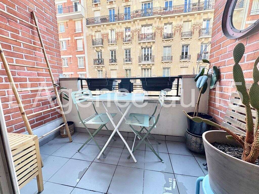 Appartement à ISSY-LES-MOULINEAUX