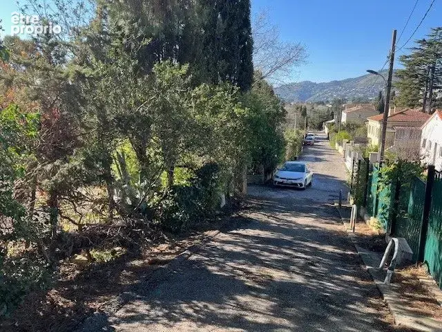 Terrain à bâtir de 350 m² à CANNES (06) - photo 4