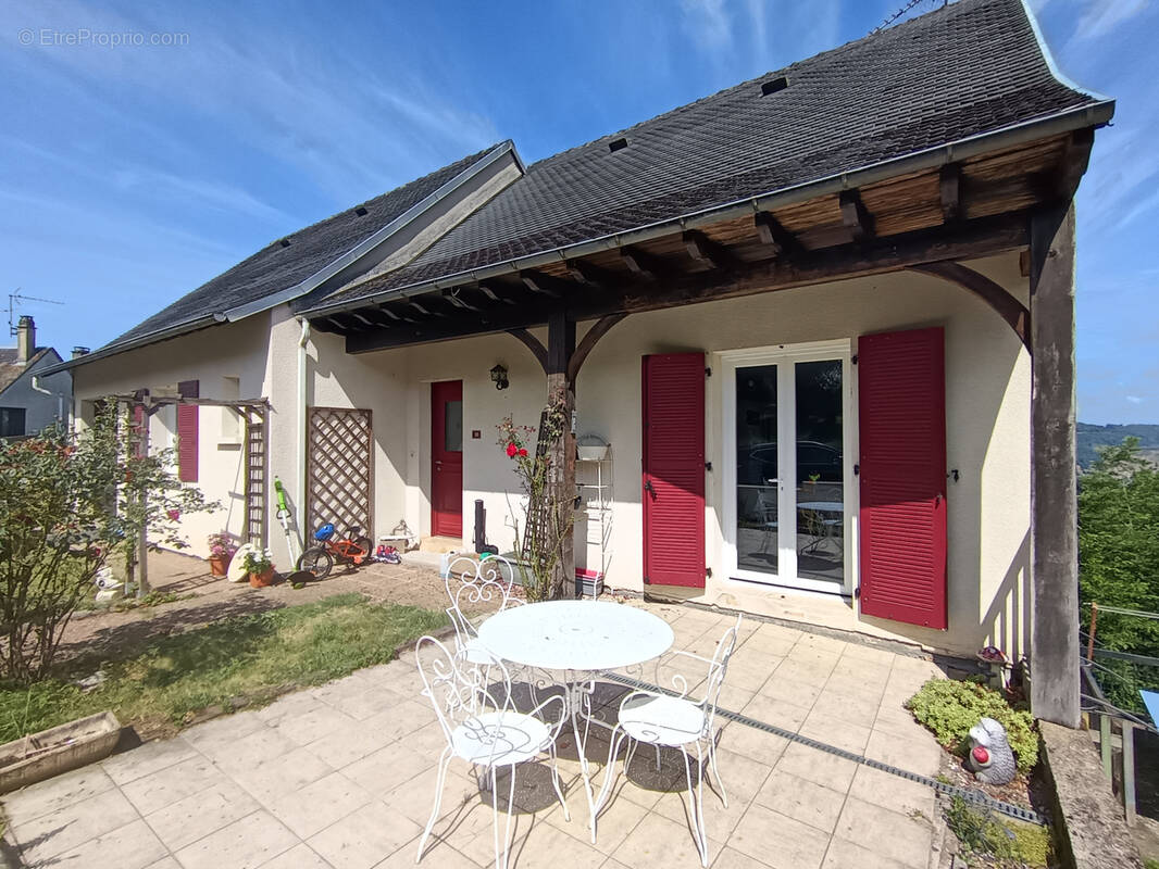 Maison à AUBAZINES
