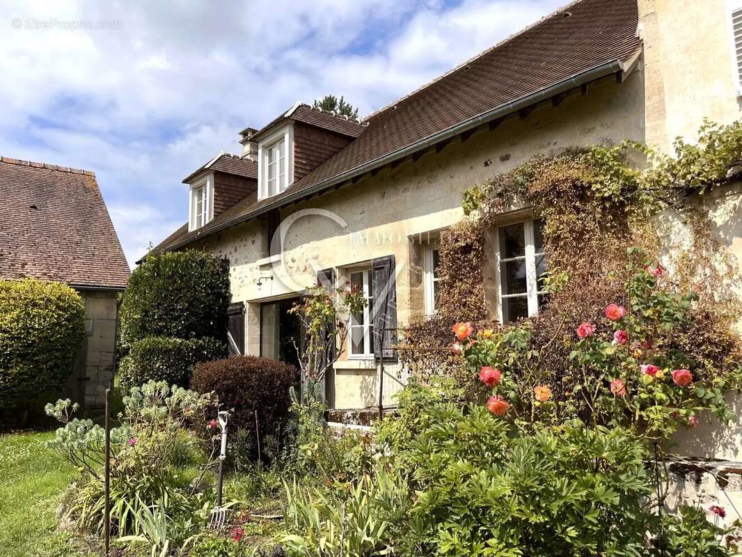 Maison à MAGNY-EN-VEXIN