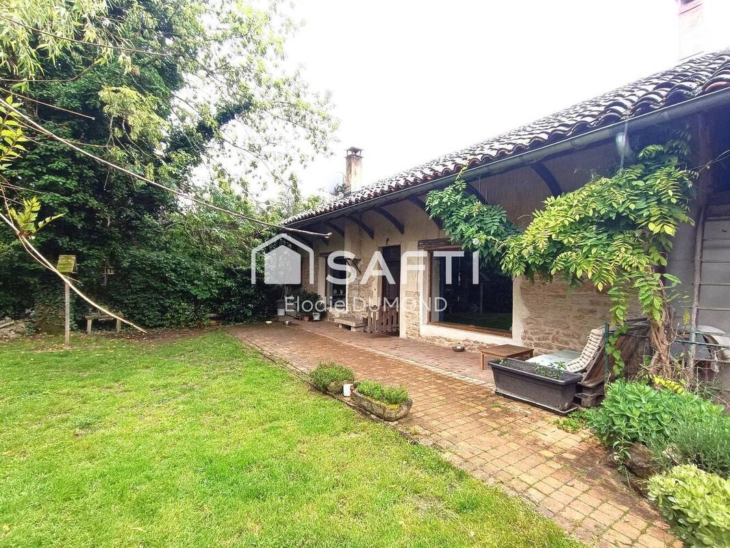 Photo 1 - Maison à DOMMARTIN-LES-CUISEAUX