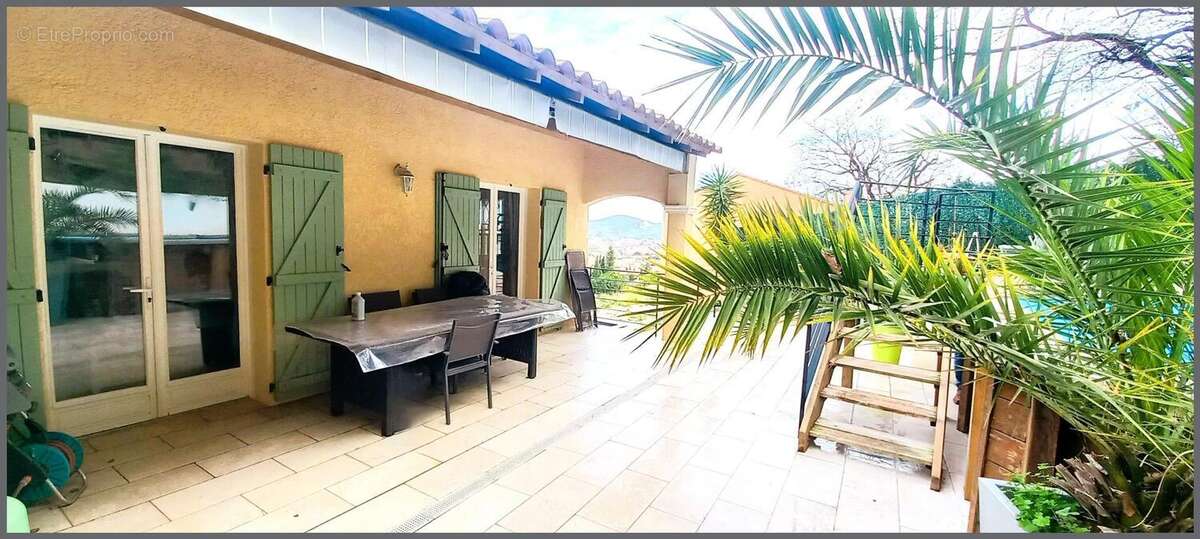 Photo 4 - Maison à LA CRAU