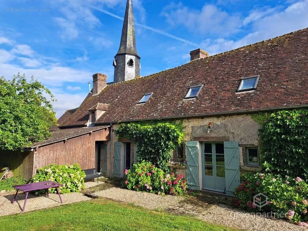 Maison à LA POTERIE-AU-PERCHE