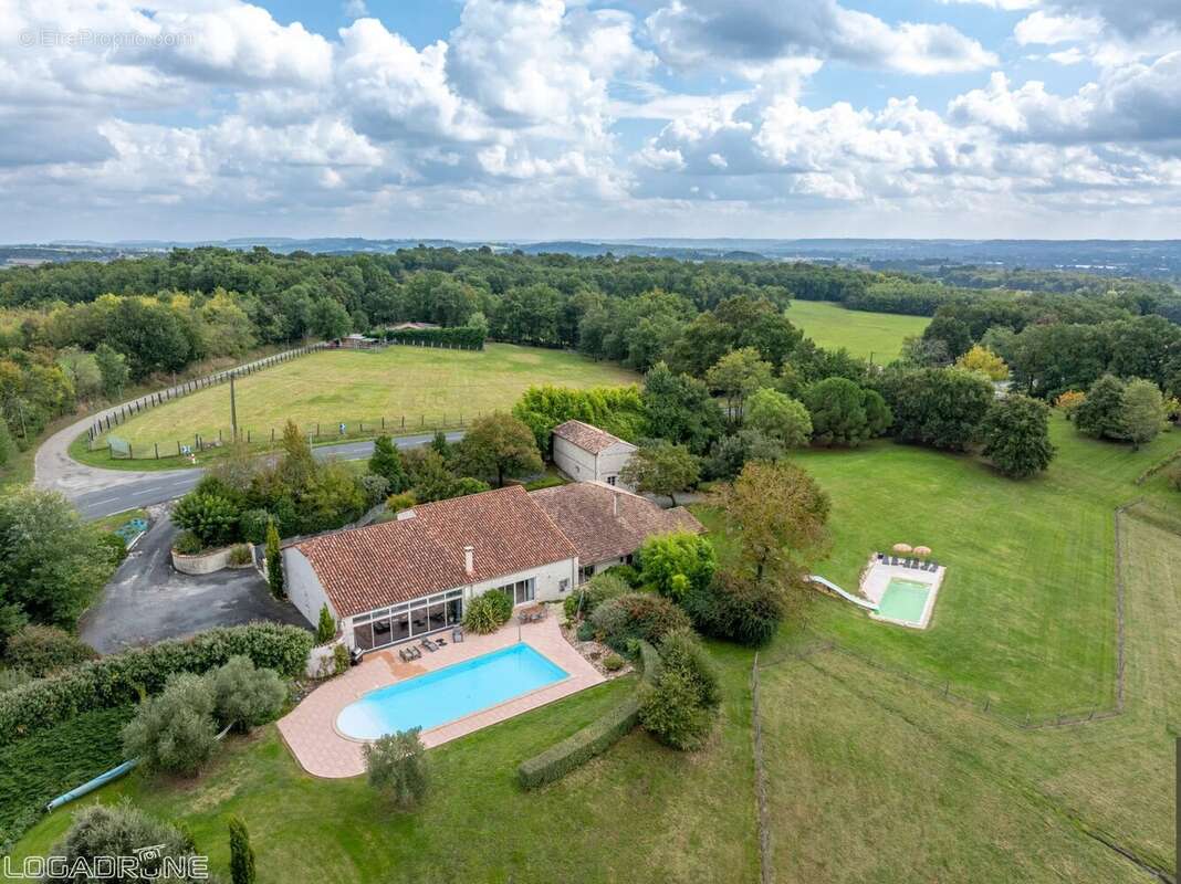 Magnifique propriété avec 2 gîtes, 2 piscines et vue imprenable - photo 28
