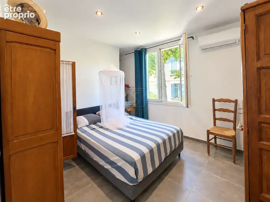 Appartement t3 centre frejus -parking double - photo 5