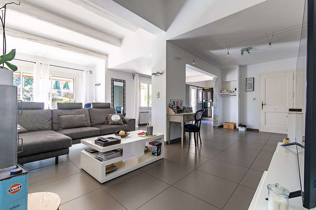 Maison à SAUSSET-LES-PINS