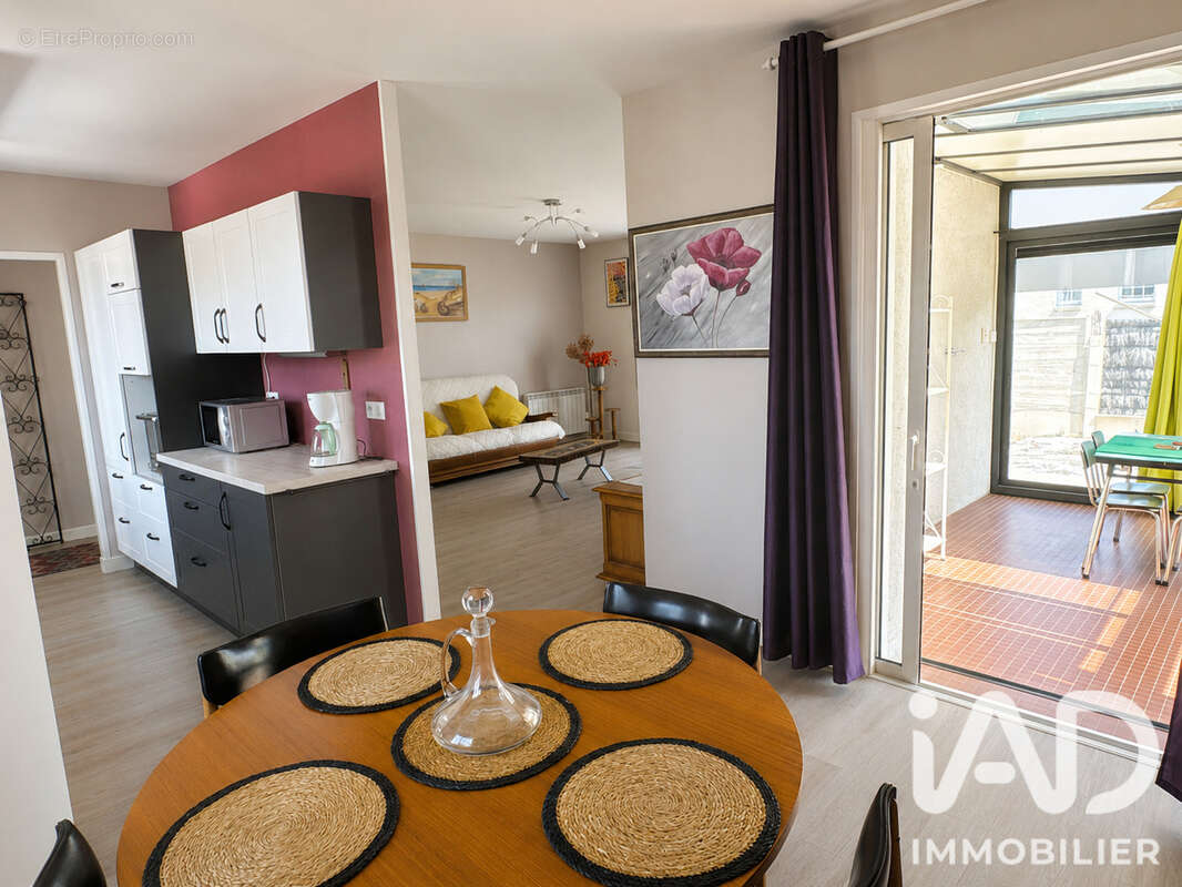 Maison 85 m² à Longeville-Sur-Mer  - photo 4
