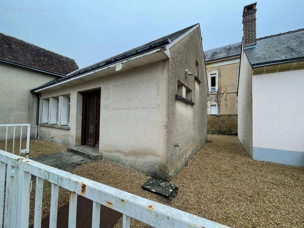 Maison à COUTURE-SUR-LOIR