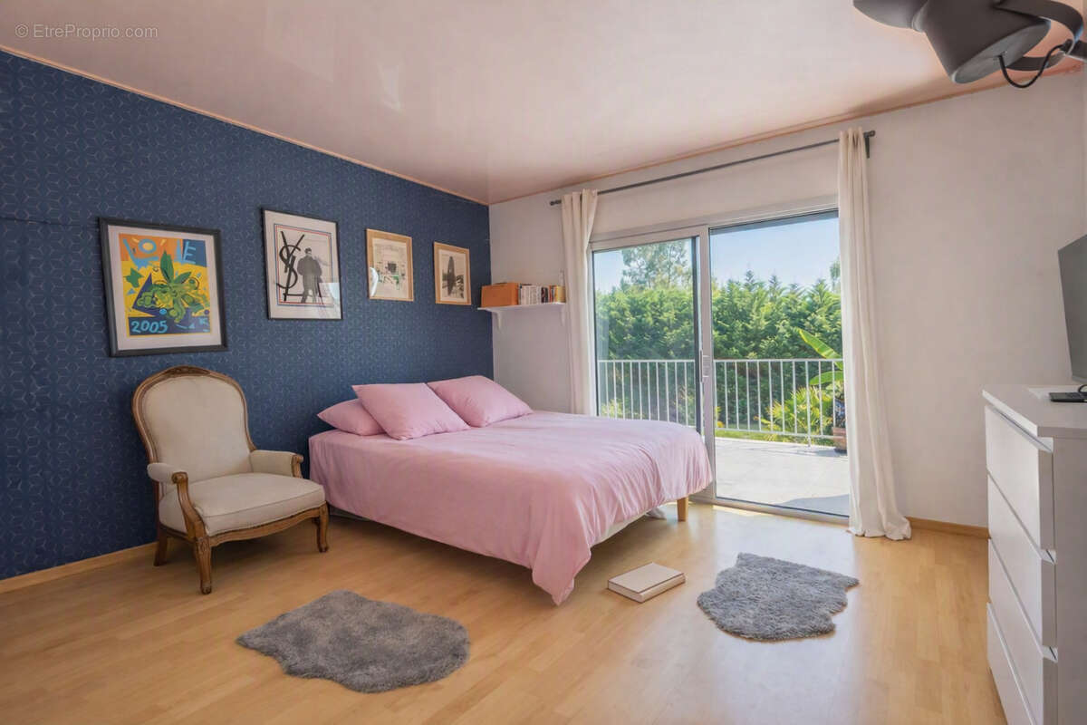 Maison 225 m2 - parc de 8100 m2 - bel environnement - photo 12