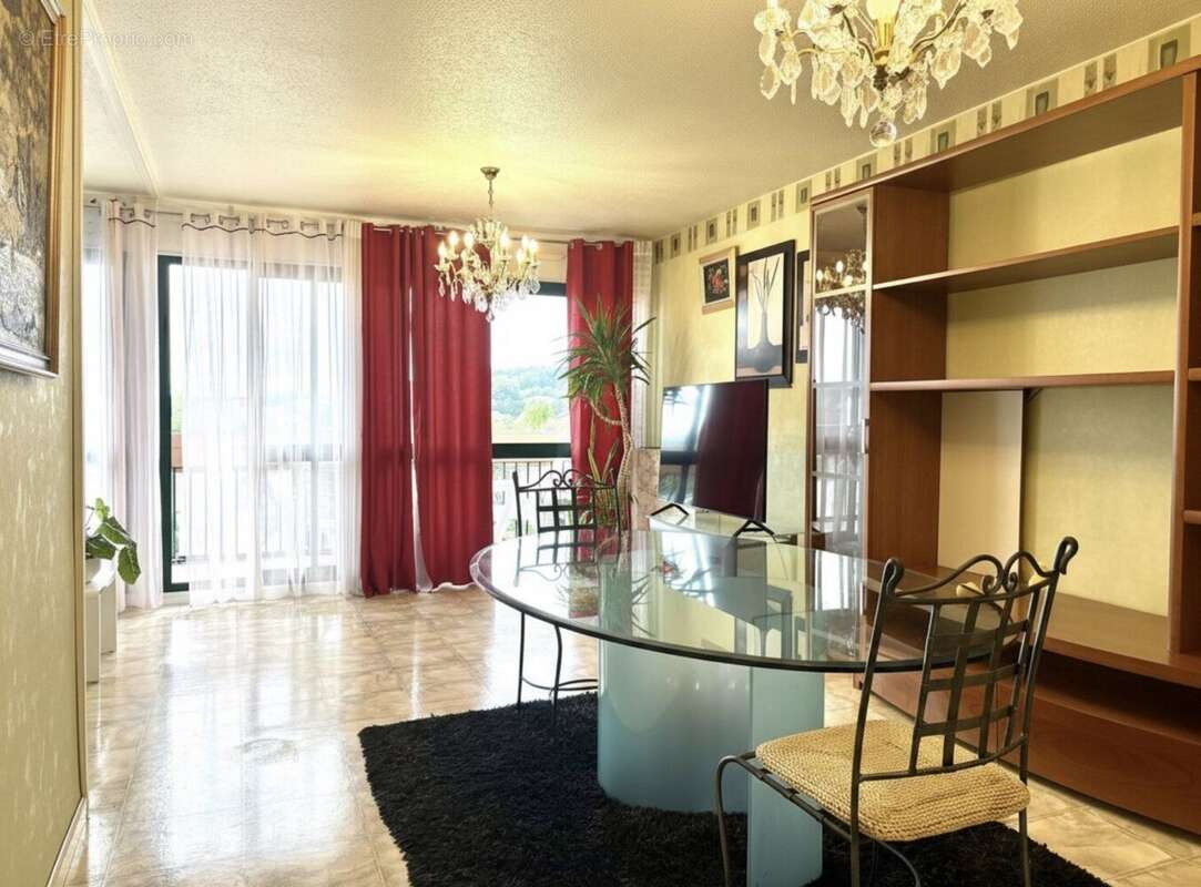 Appartement T3 avec Balcon - photo 2